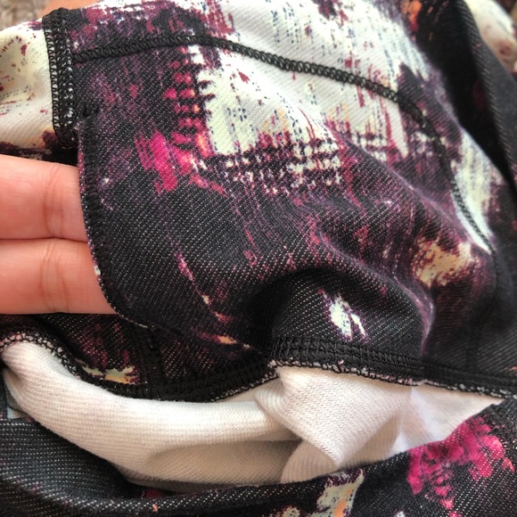 Lululemon Wunder Under High Rise Pant - Picture 5 of 8